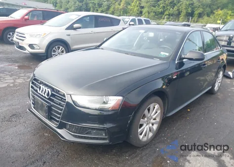 2015 Audi A4 2.0T Premium z USA, uszkodzony, nr VIN WAUBFAFL4FN005774